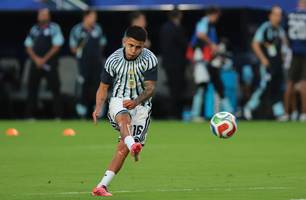 Flamengo avança em negociação com Thiago Almada