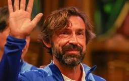 Pirlo responde críticas por vínculo com patrocinadora russa