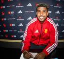 Manchester United anuncia contratação de Andrey Santos