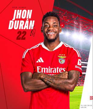 Jhon Durán é anunciado pelo Benfica após sequência de empréstimos