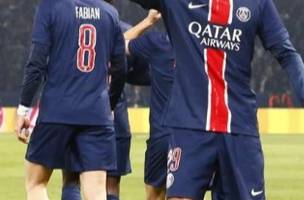Bradley Barcola em campo pelo PSG (Foto: Divulgacao / PSG)
