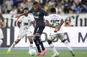 Danilo em Botafogo 0 x 0 Vitoria, pelo Brasileirao 2026. (Foto: Vitor Silva/BFR)