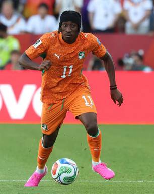 Real Madrid disputa atacante Diomande com PSG