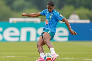 Endrick em treino da Selecao (Foto: Nelson Terme / CBF)