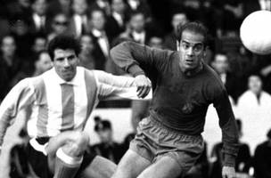 Espanha e Argentina se enfrentaram no estadio Villa Park, na Inglaterra, pela Copa 1966 (Foto: Divulgacao / FIFA)