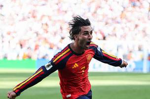 Ferran Torres fez o gol do titulo da Espanha (Foto: Franck Fife / AFP)