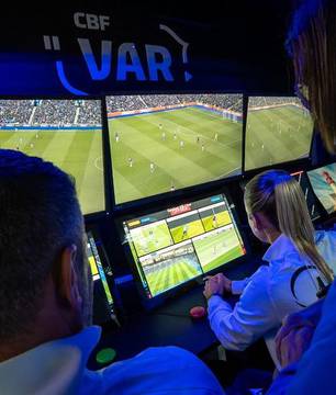 Nova tecnologia de impedimento estreia no Brasileirão