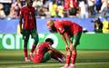 Jogadores do Marrocos lamentam eliminacao da Copa do Mundo. (Foto: REUTERS/Dylan Martinez
