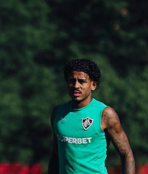Fluminense endurece negociação por John Kennedy