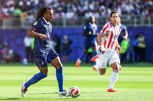 Kounde em acao durante jogo da Franca, na Copa do Mundo (Foto: William Volcov / Parceiro / Agencia O Dia)