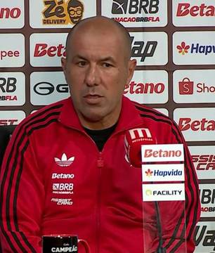 Leonardo Jardim aprova atuação do Flamengo em Brasília
