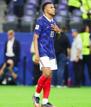 Mbappé supera Messi e lidera artilharia na Copa 2026