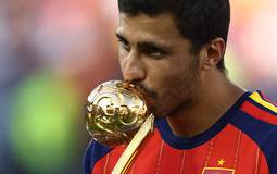 PSG disputa contratação de Rodri, destaque da Copa