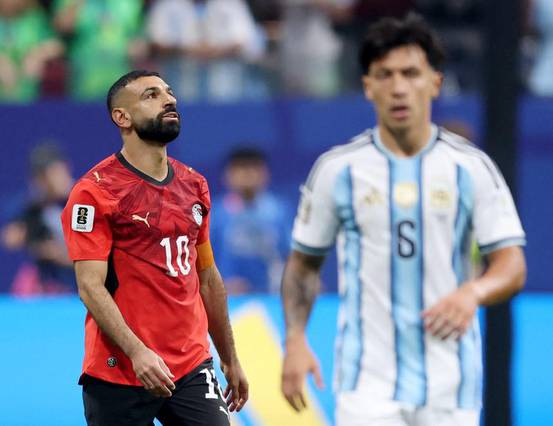 Salah evita críticas à arbitragem após derrota para Argentina
